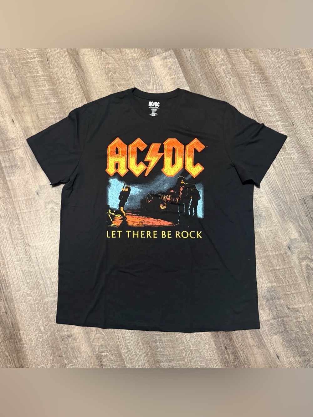 AC/DC Black Short-Sleeve 'Let There Be Rock' Graphic Tee mens size XLT